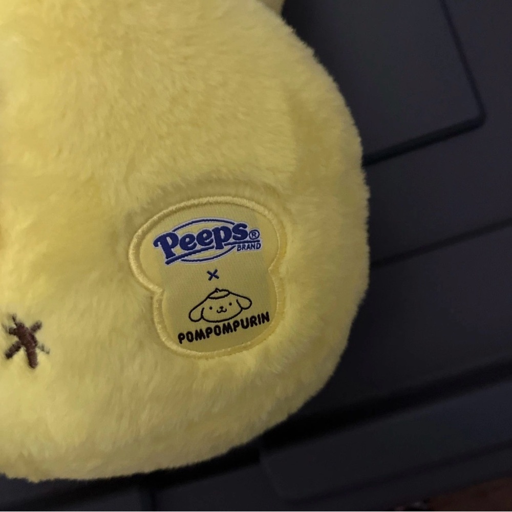 Peeps x Hello Kitty Pompompurin Easter 18 Inch Plush NWT - Picture 4 of 4